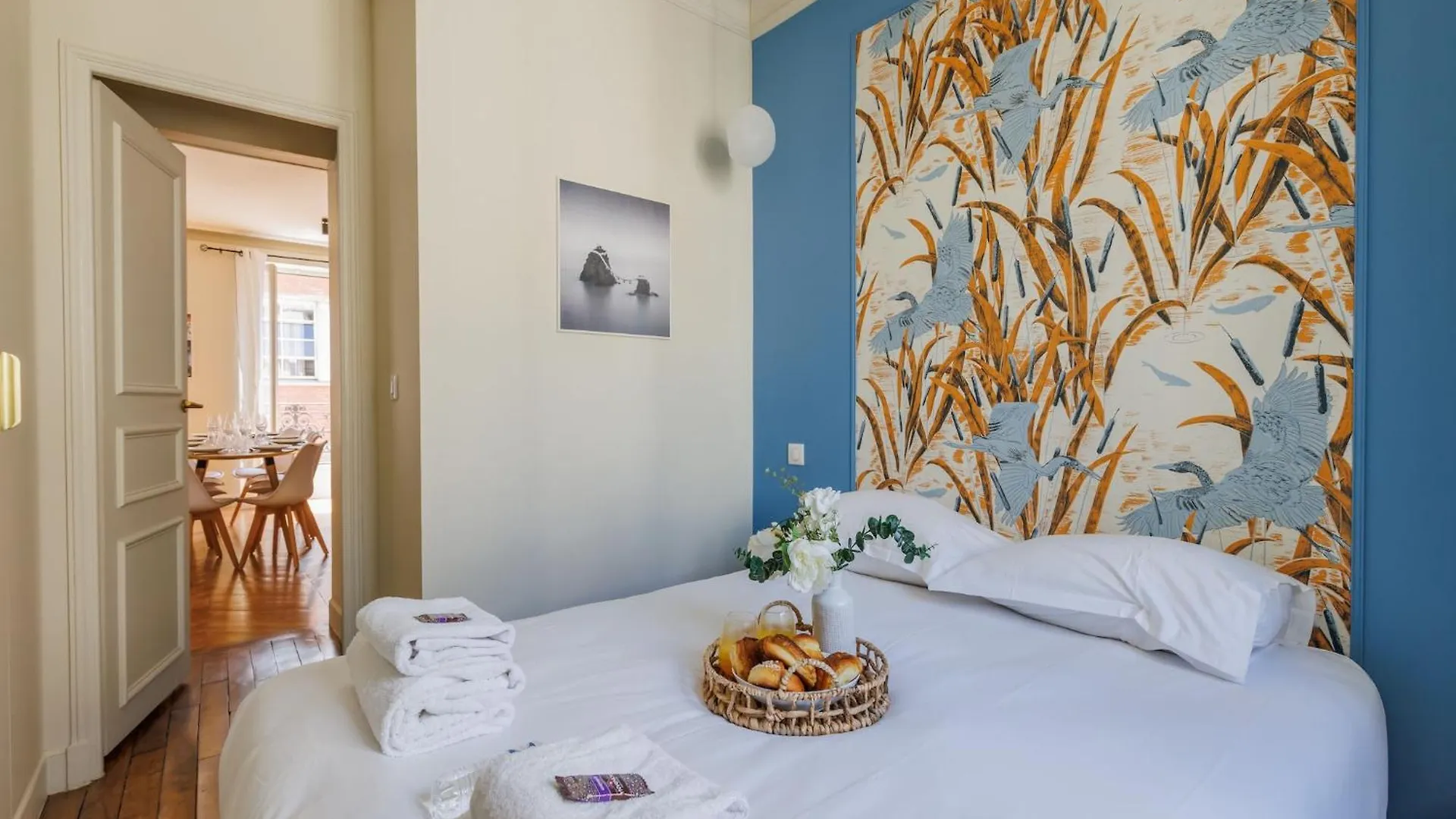 Charming Apartment - 3Bdr 6P - St Germain Des Pres Paris France